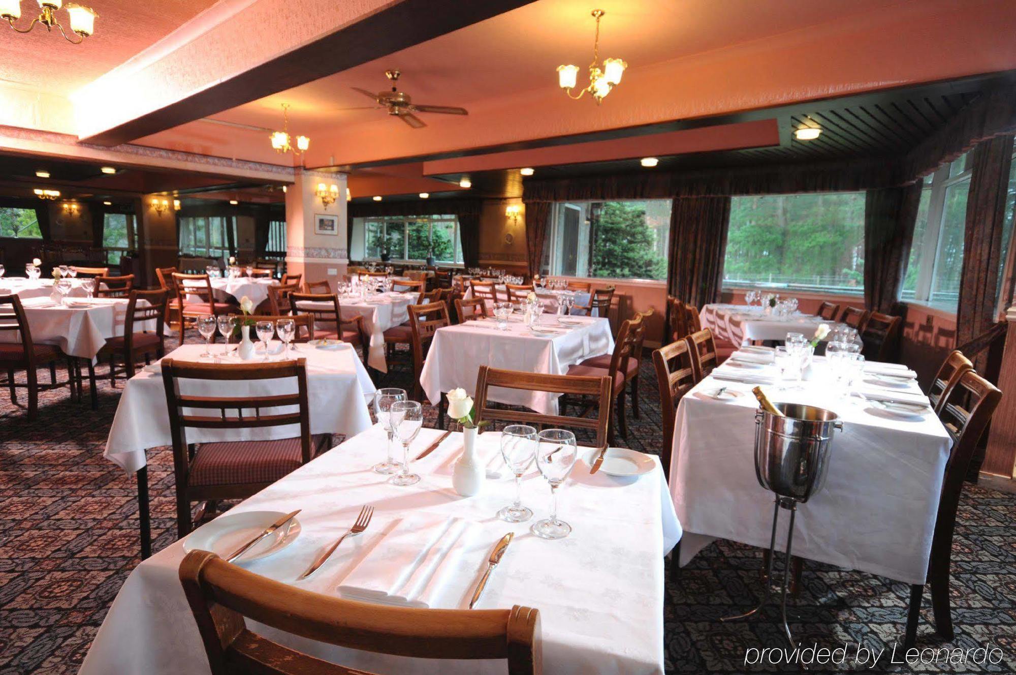 Highlander Hotel 'A Bespoke Hotel' Newtonmore Restaurang bild